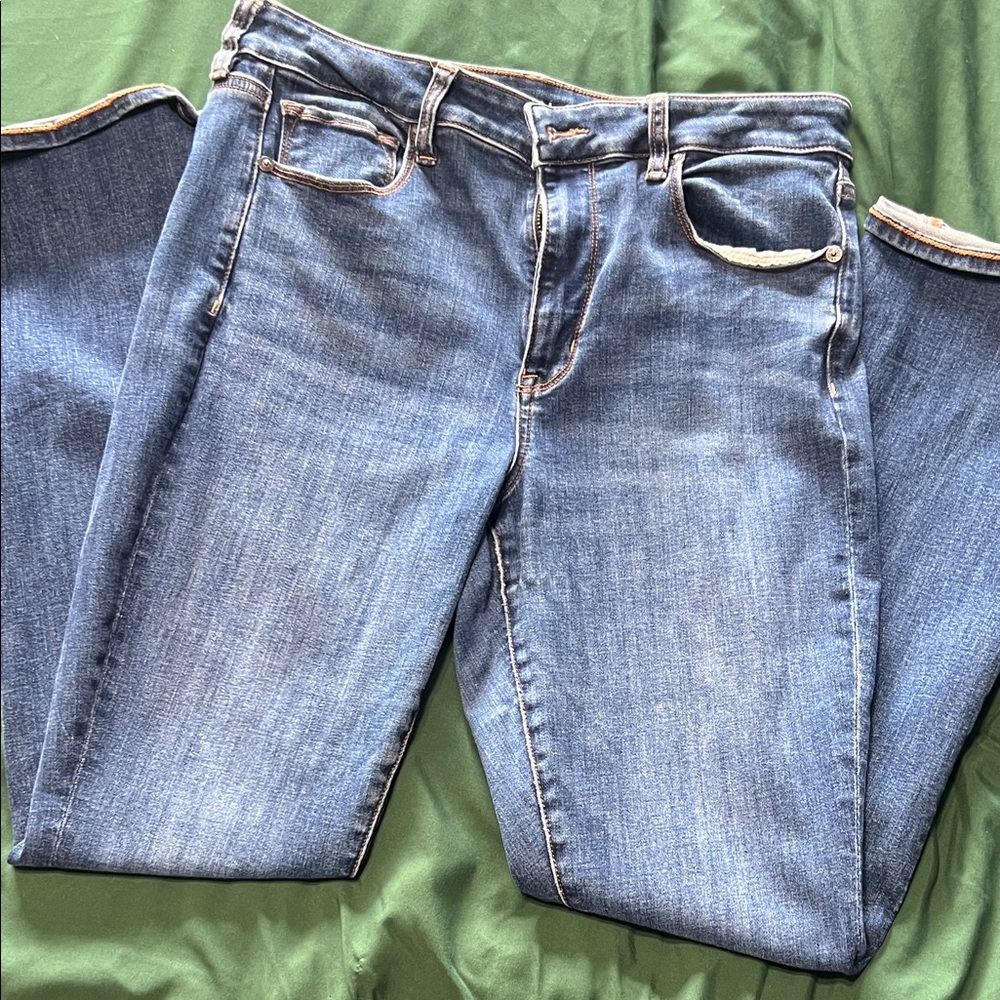Size 12 American Eagle High Rise Skinny Kick Jeans